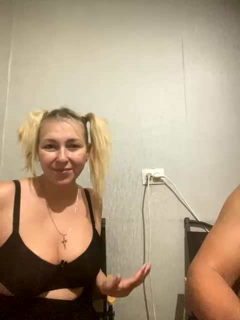 Xyligana Live Sex December 17, 2025