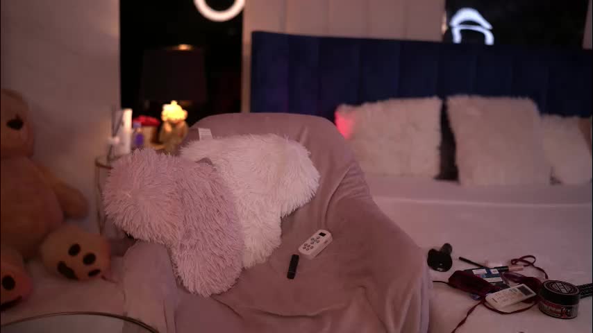 kimnatty Live Sex December 13, 2025