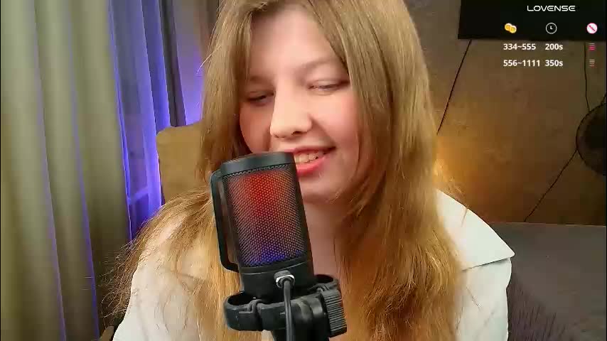 salut_love Live Sex December 12, 2025