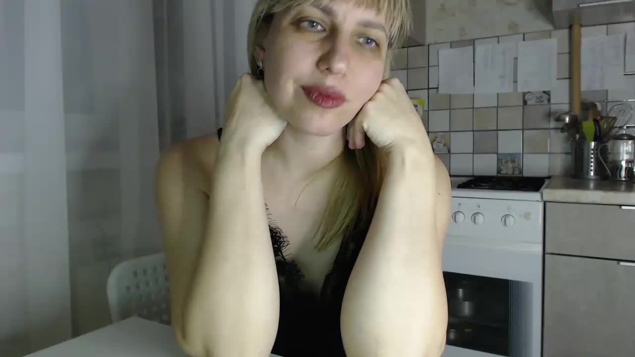 Karmella Live Sex December 13, 2025