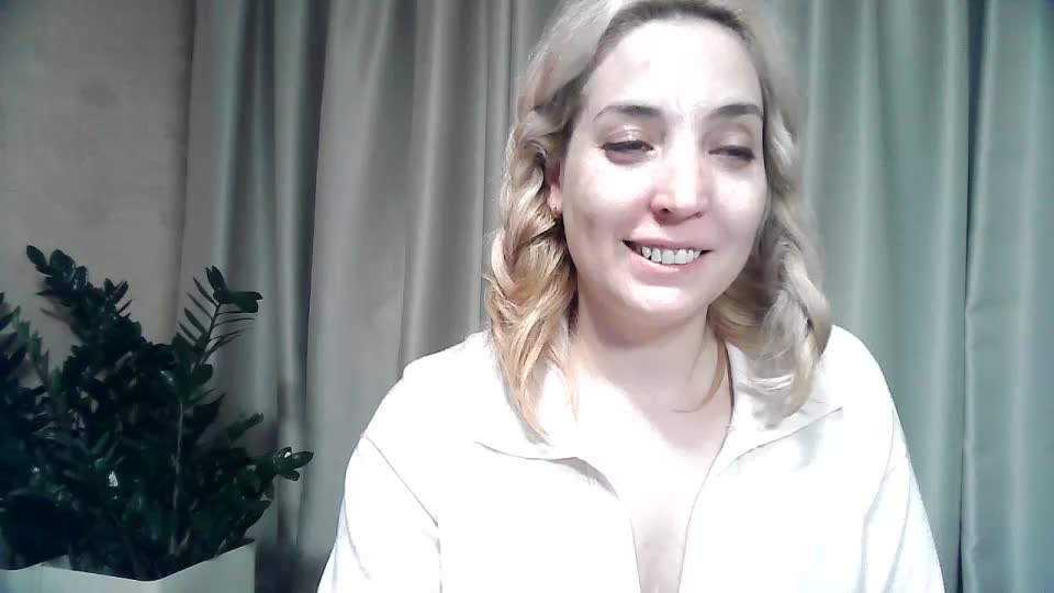 mariska-kiska Live Sex December 13, 2025