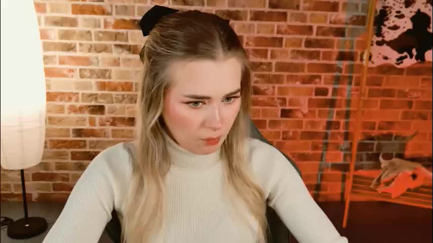 adelloyss Live Sex December 13, 2025