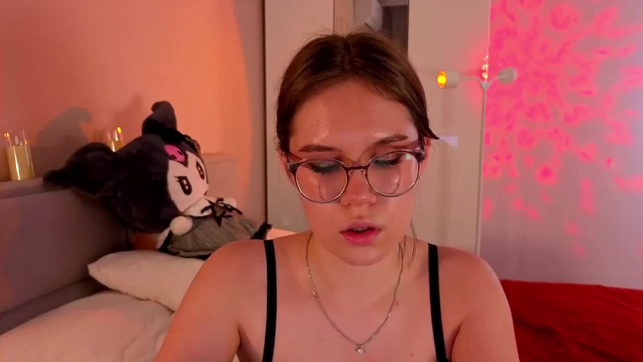 MiaLuw Live Sex November 16, 2025