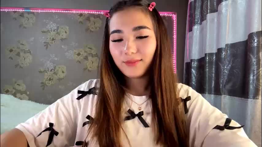 claribelatienza Live Sex November 15, 2025