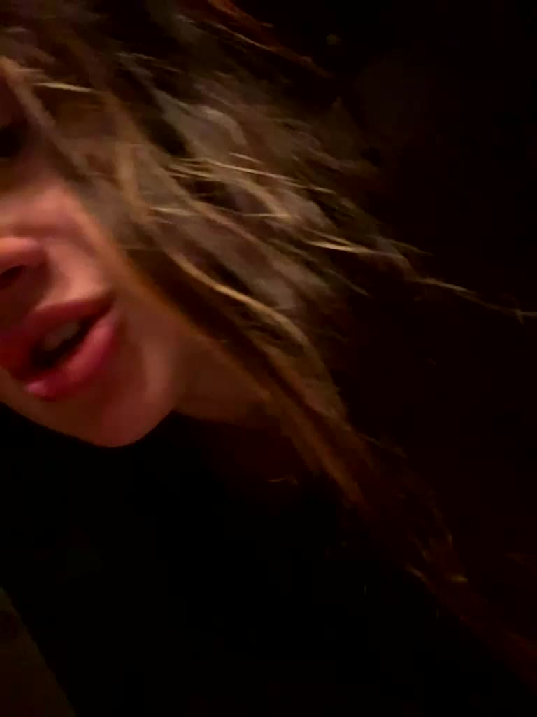 KristinaScott Live Sex December 14, 2025