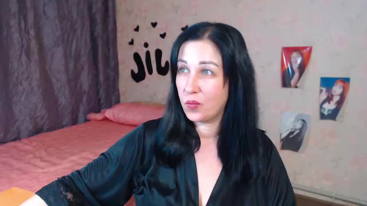 JillStevens Live Sex December 17, 2025
