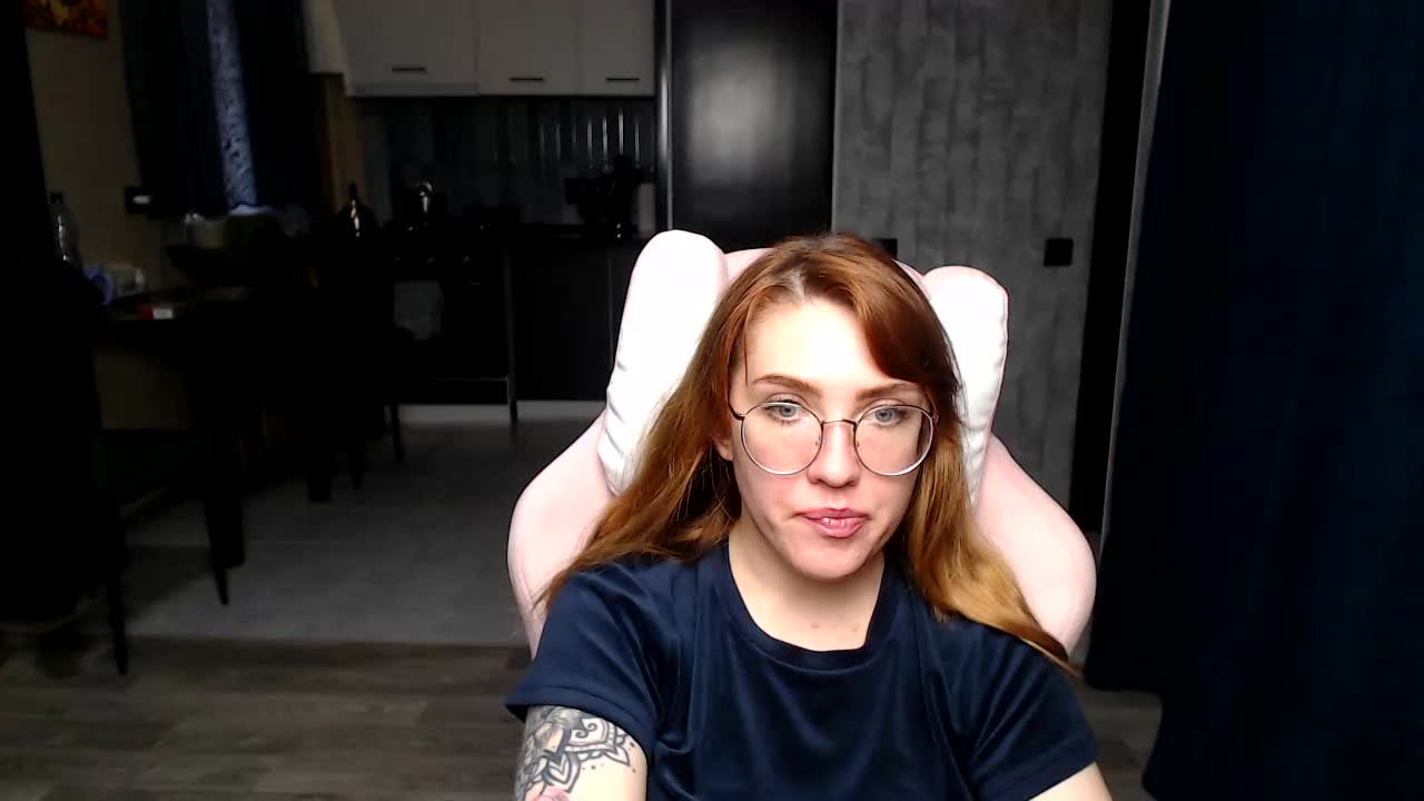 Regimasmile Live Sex December 13, 2025