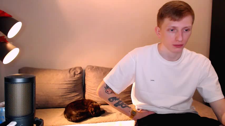 juliaanddima Live Sex December 15, 2025