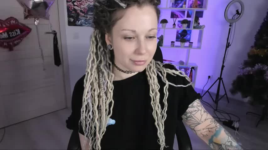 HoneySallyMoore Live Sex November 16, 2025