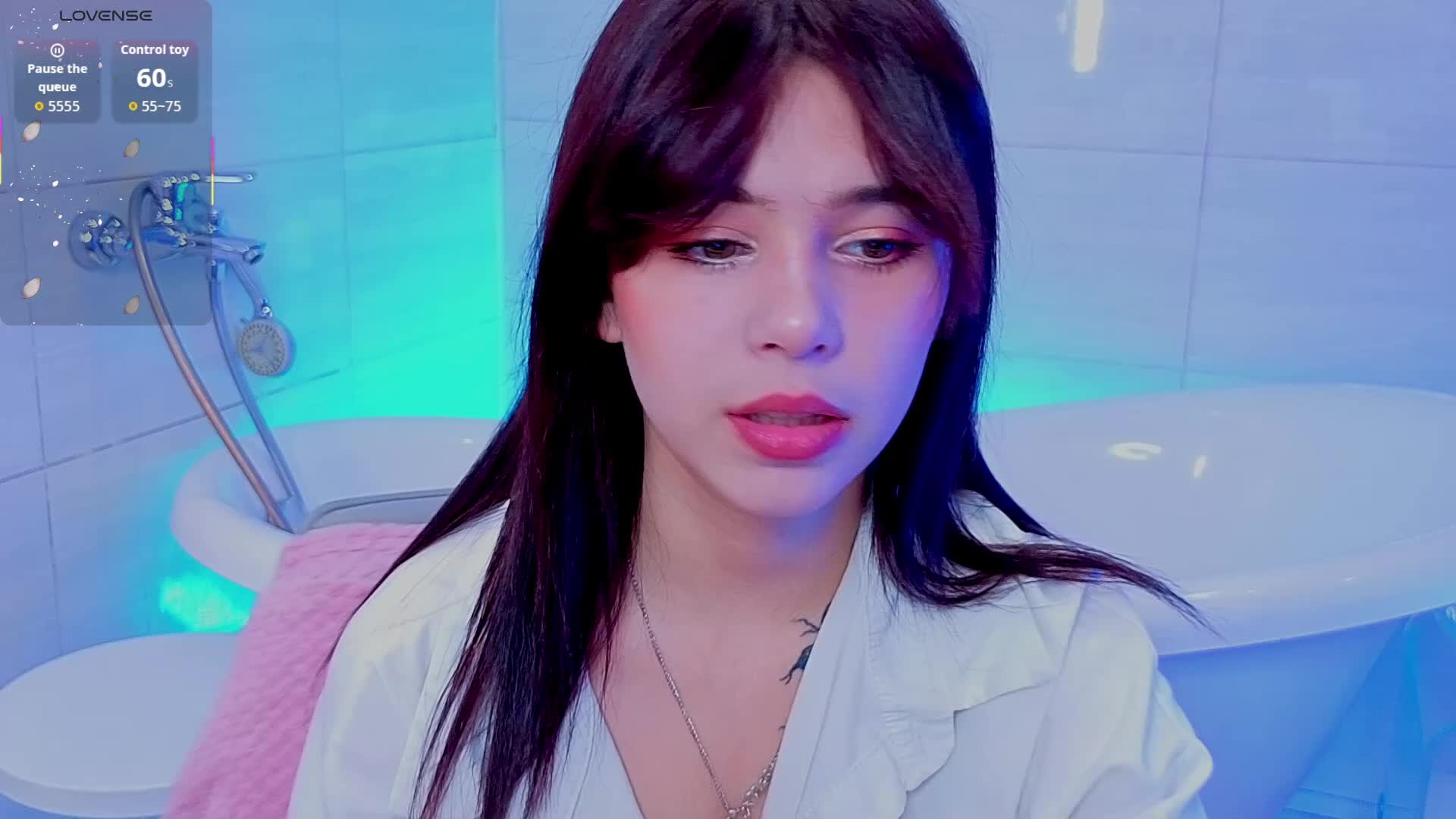 CoralineJones Live Sex December 17, 2025