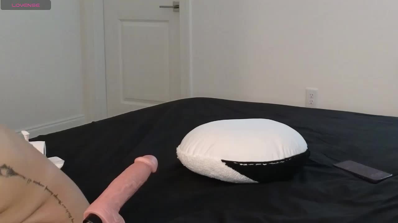 VioletBaby Live Sex December 13, 2025