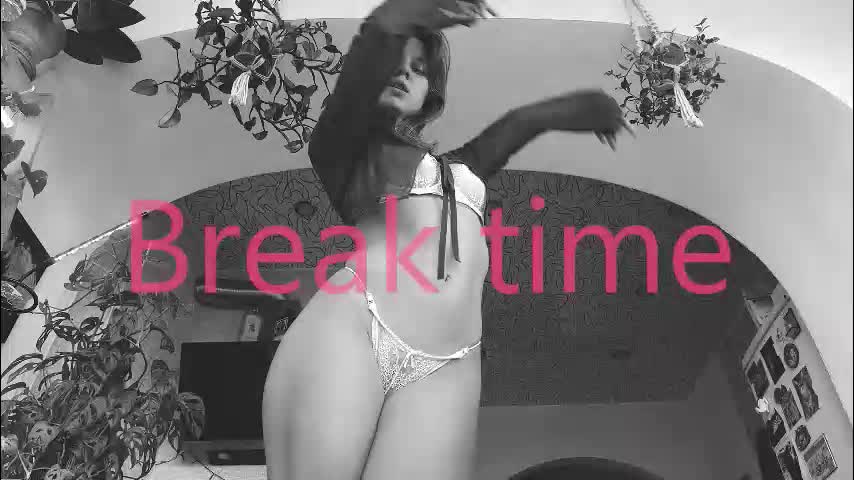 sasha_moormeoow Live Sex December 13, 2025