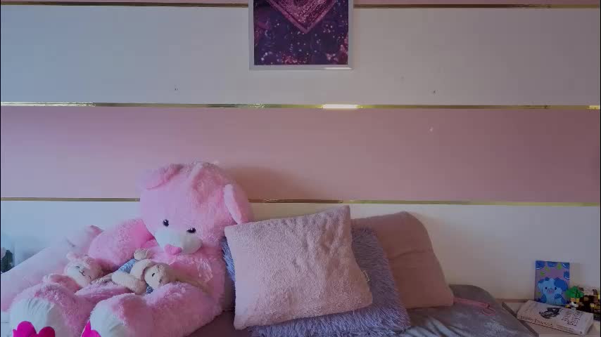 charlote__miller Live Sex December 13, 2025