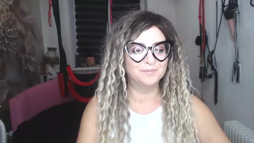 MISSwithDOLLS Live Sex December 15, 2025