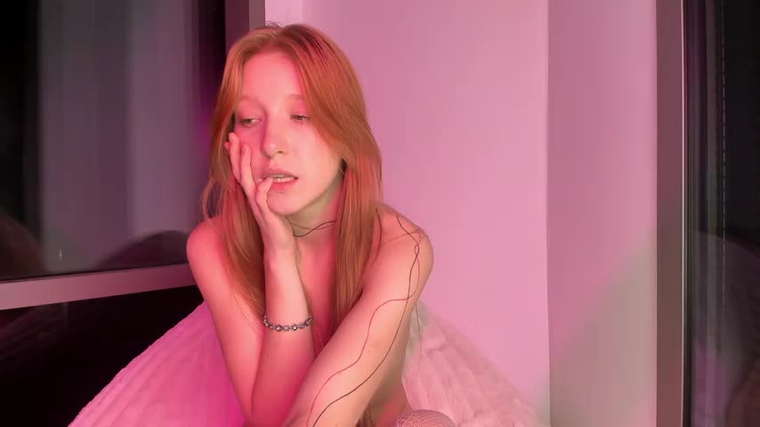 FoxieKiss Live Sex December 13, 2025