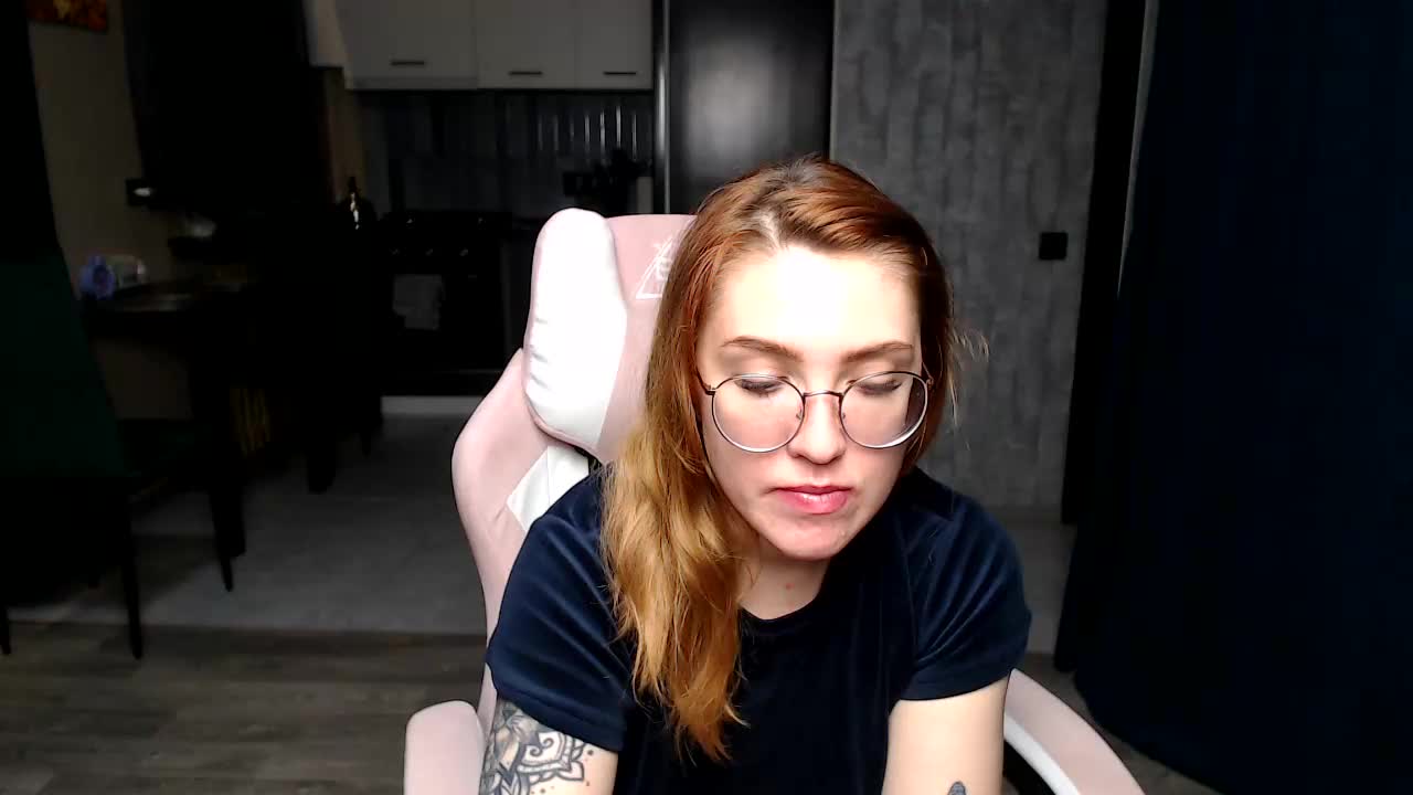 Regimasmile Live Sex December 13, 2025