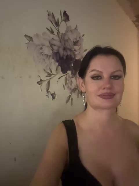 RoyalBreasts Live Sex December 13, 2025