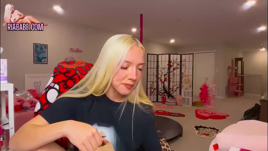 riababe Live Sex December 13, 2025