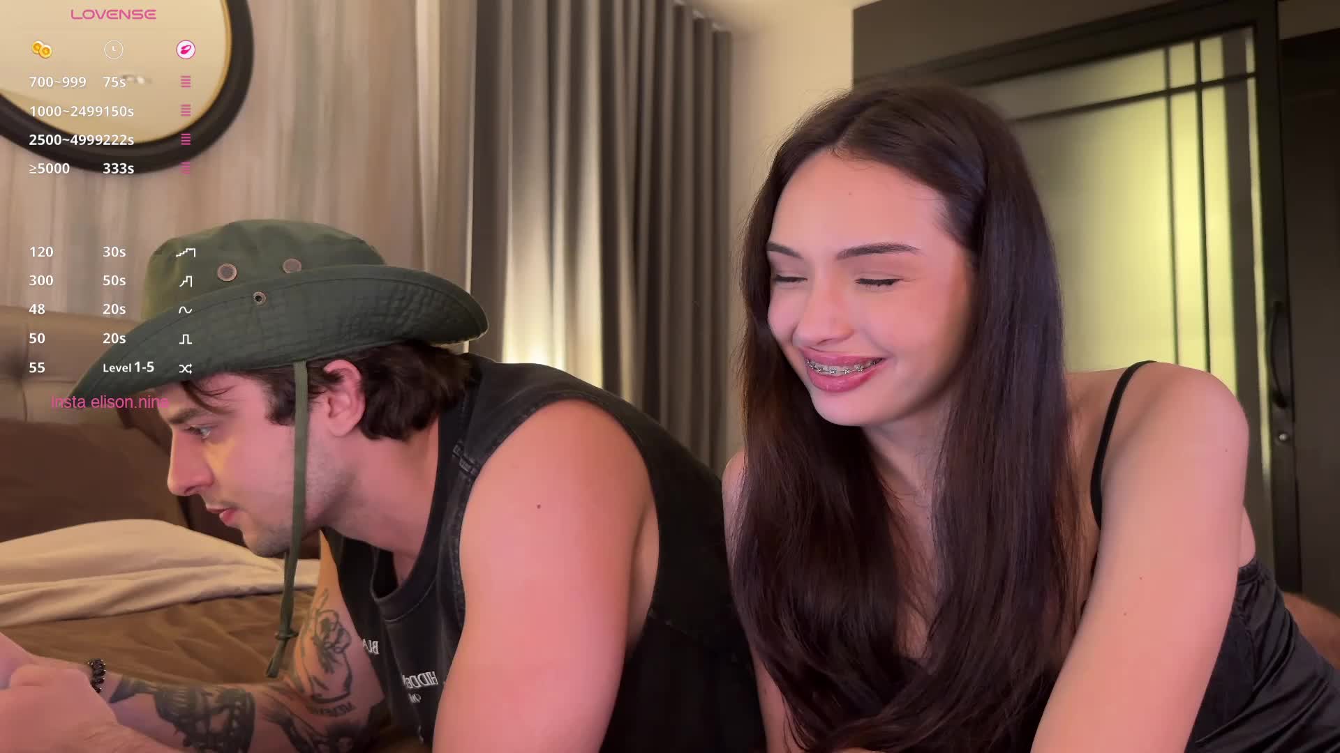 elisonni Live Sex December 15, 2025