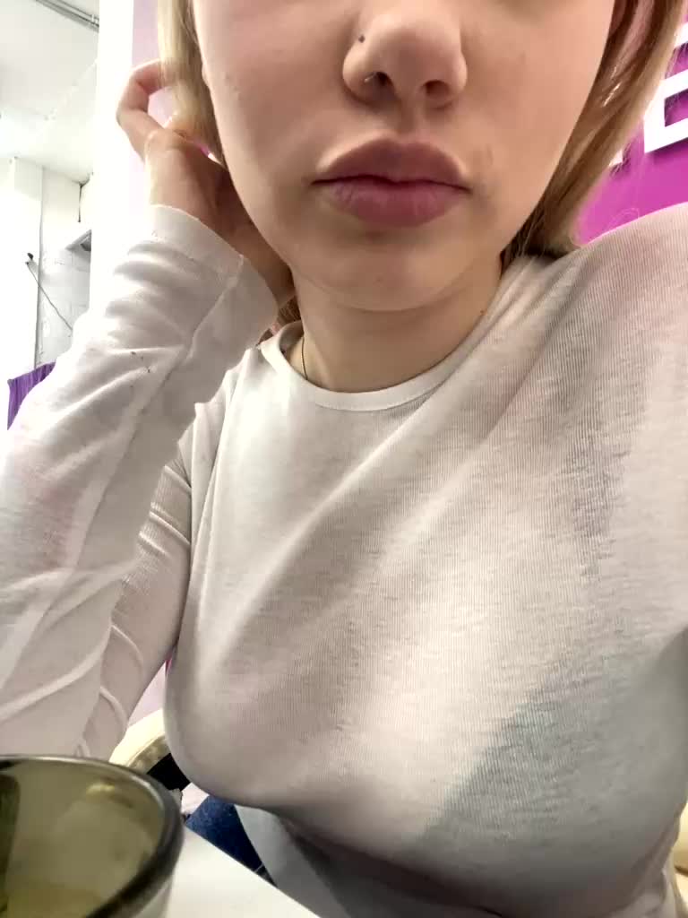 VikaAndMilana Live Sex December 13, 2025