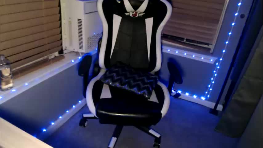 anonlo69 Live Sex November 17, 2025