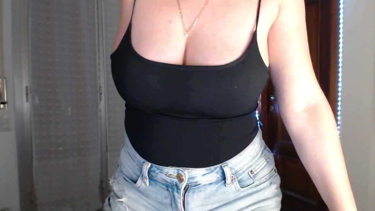 Alina-Lovely Live Sex December 13, 2025