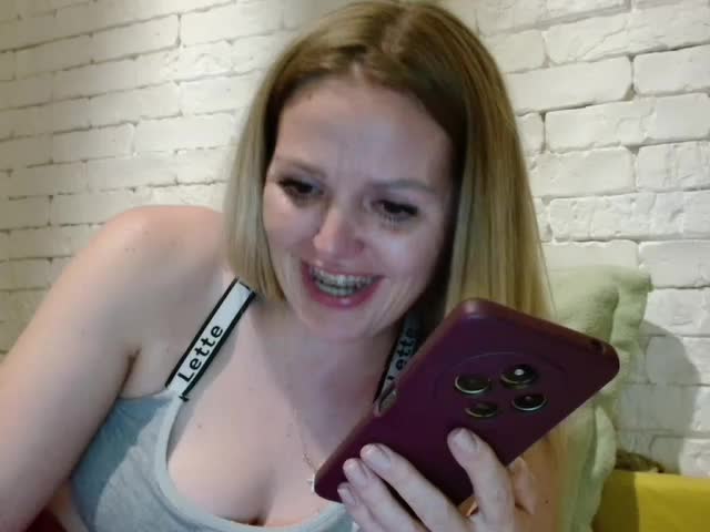 AngelAlone Live Sex December 13, 2025