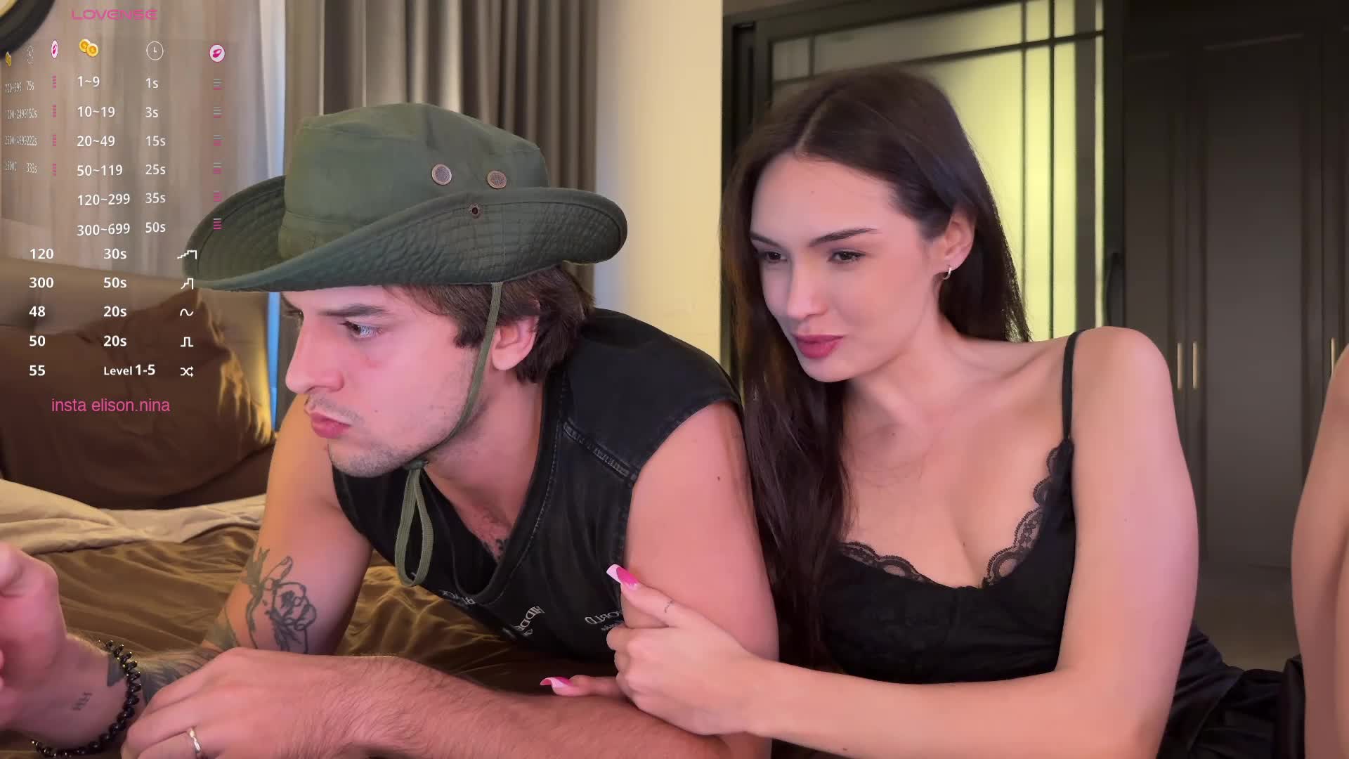 elisonni Live Sex December 15, 2025