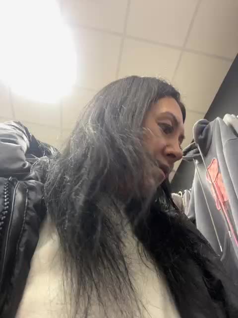 Karolina_Milf Live Sex December 13, 2025