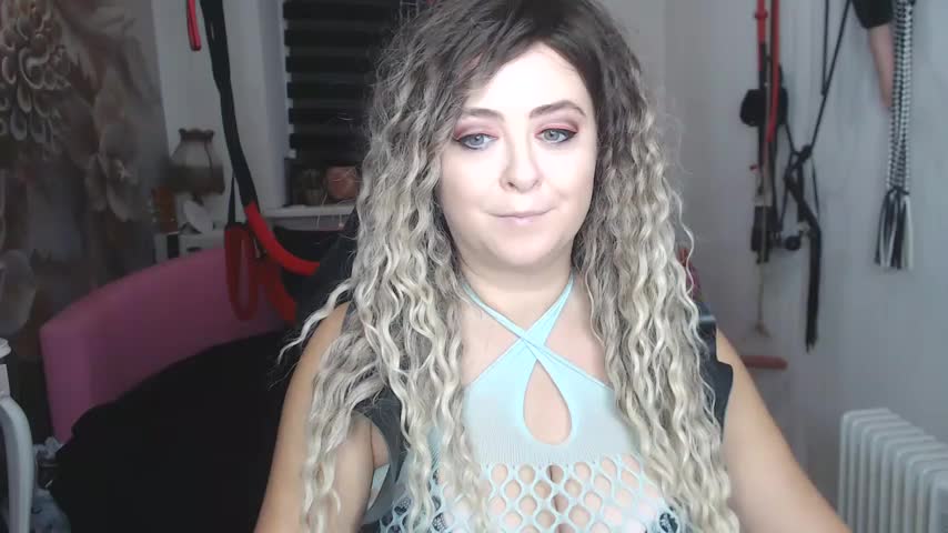 MISSwithDOLLS Live Sex December 15, 2025