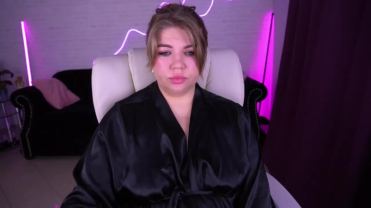 AmellyWhite Live Sex December 14, 2025