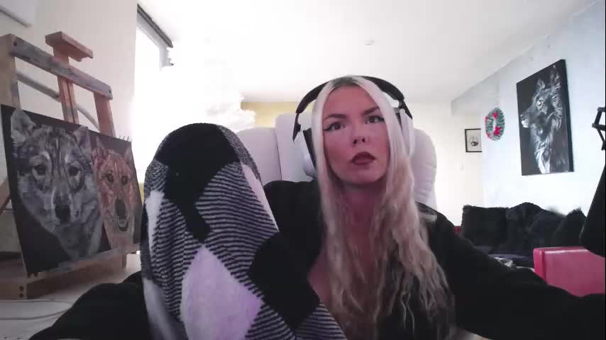 tinykylie Live Sex December 14, 2025