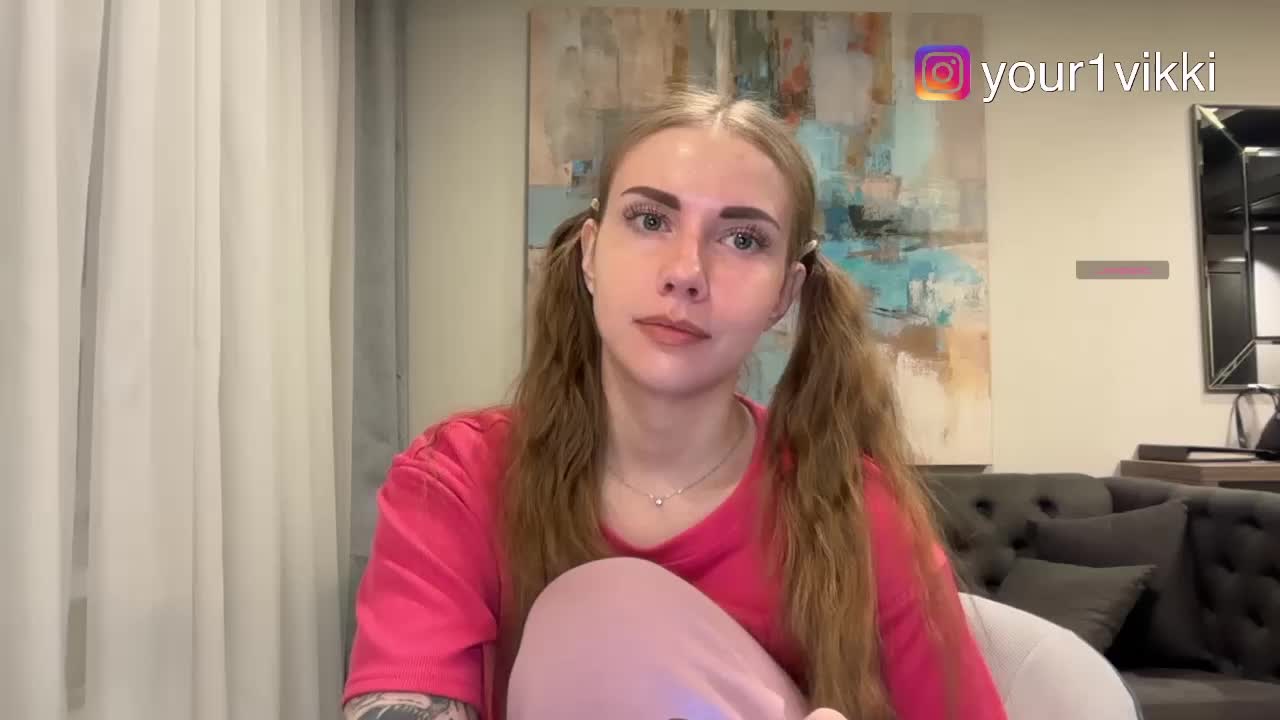 VikkiExtraCheese Live Sex 2025.11.18