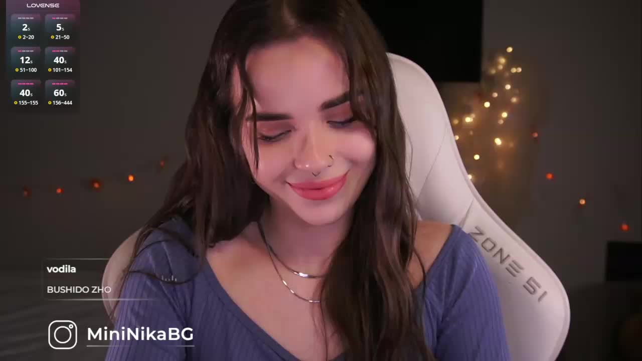MiniNika Live Sex December 13, 2025
