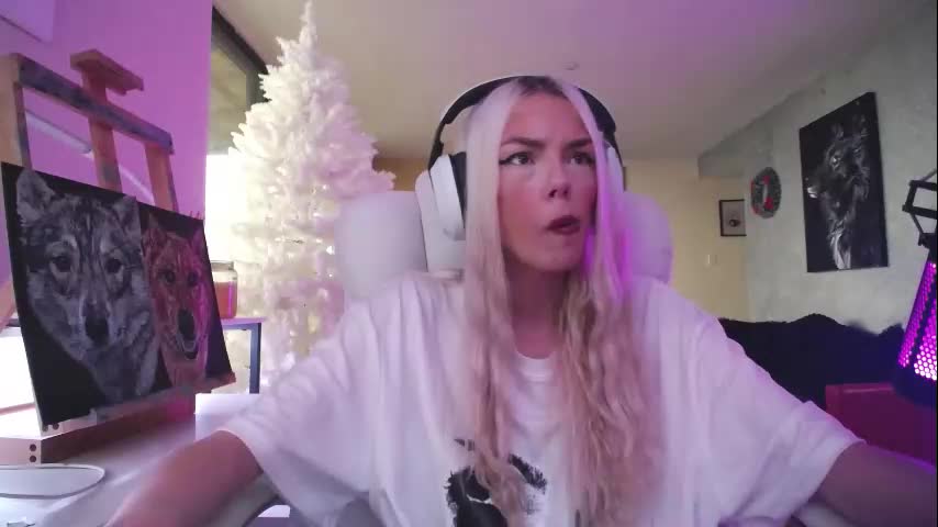 tinykylie Live Sex December 14, 2025