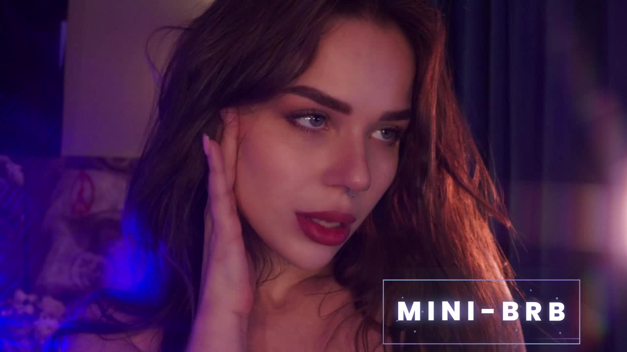 MiniNika Live Sex December 13, 2025