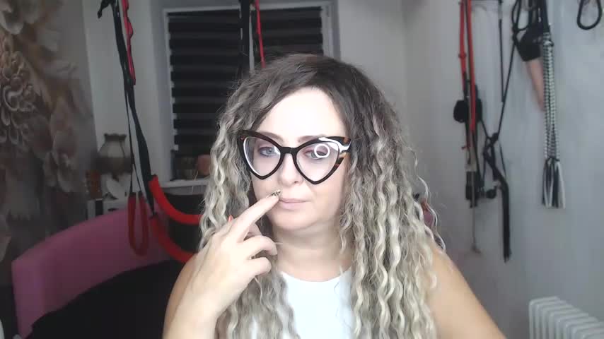 MISSwithDOLLS Live Sex December 15, 2025