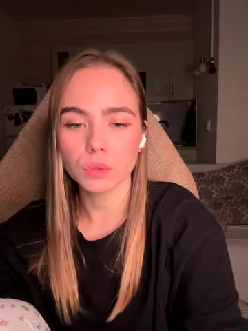 SkyBriii Live Sex December 13, 2025