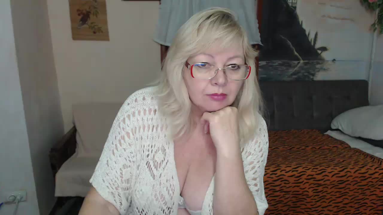 EvelynLoveShy Live Sex December 14, 2025