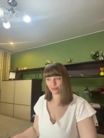 Veronika_Gold Live Sex December 13, 2025