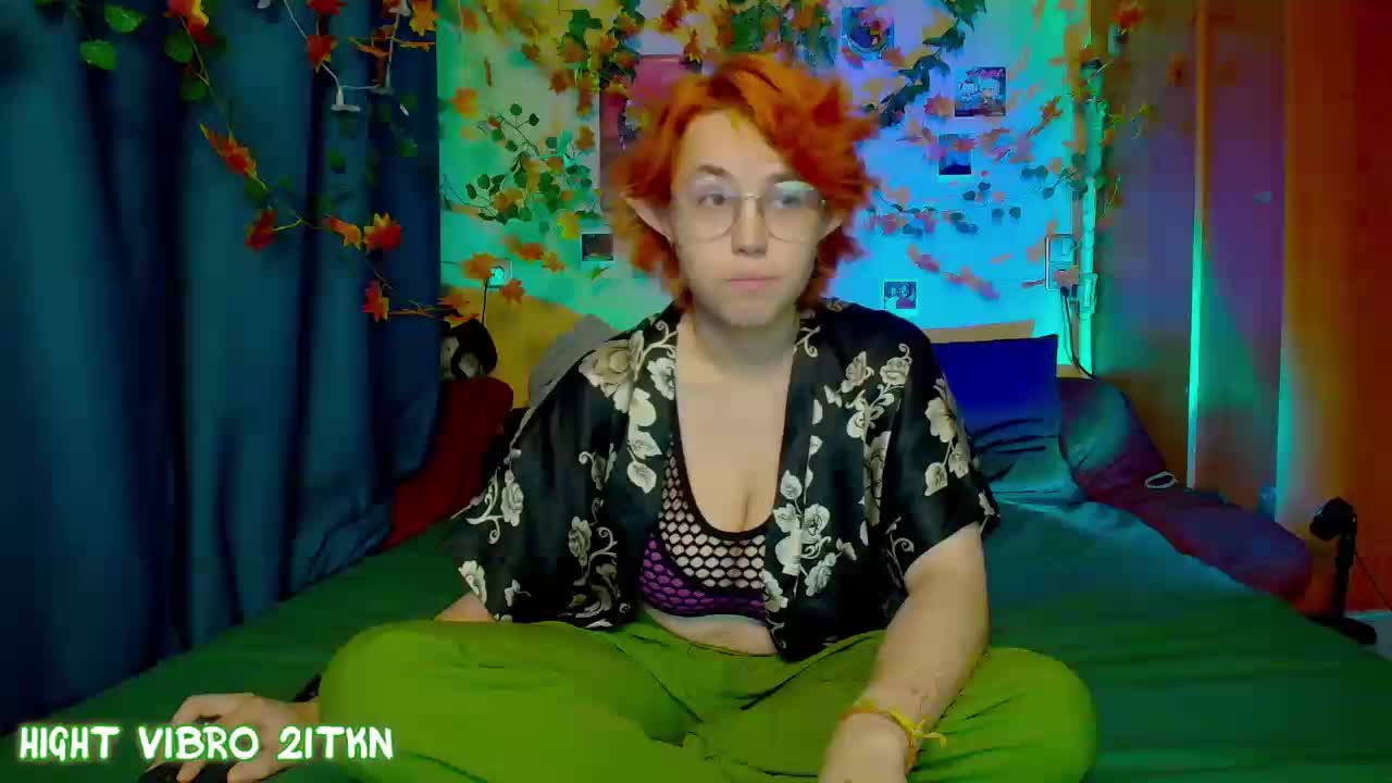 Tricky_Kitsune Live Sex December 17, 2025