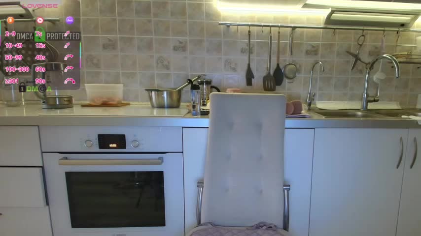 MilfeaN Live Sex December 14, 2025