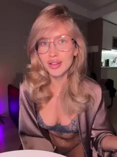 sweetpeach77 Live Sex December 13, 2025