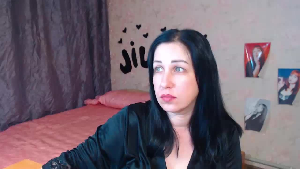 JillStevens Live Sex December 17, 2025