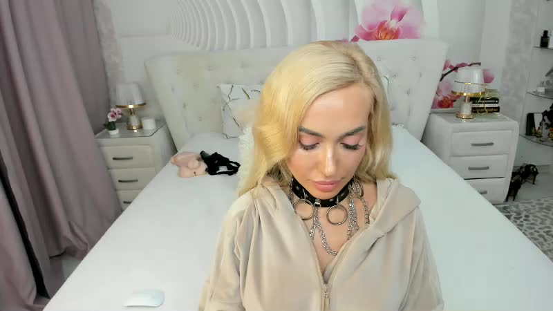 HottieSweetBritney Live Sex December 14, 2025