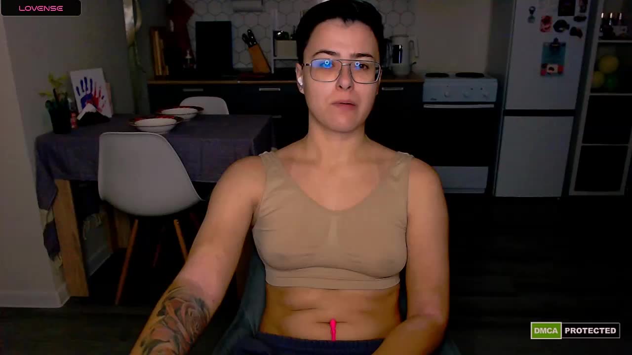 Sashanotfound Live Sex November 18, 2025