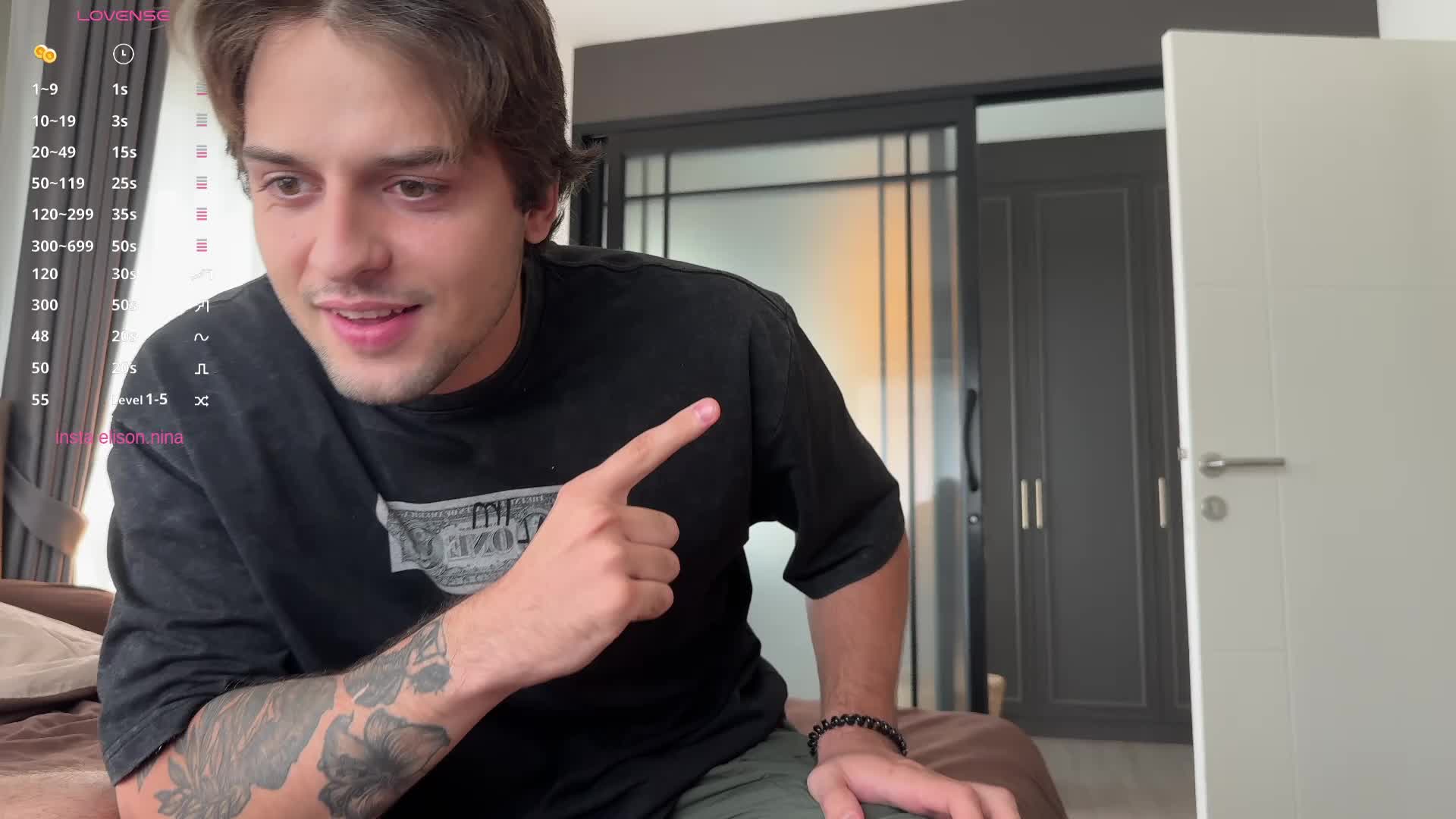 elisonni Live Sex December 14, 2025