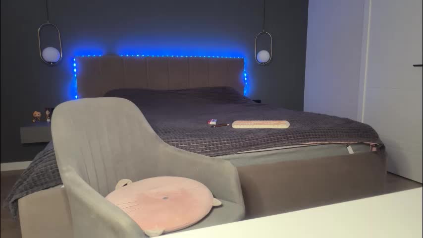 kristy_saint Live Sex December 13, 2025