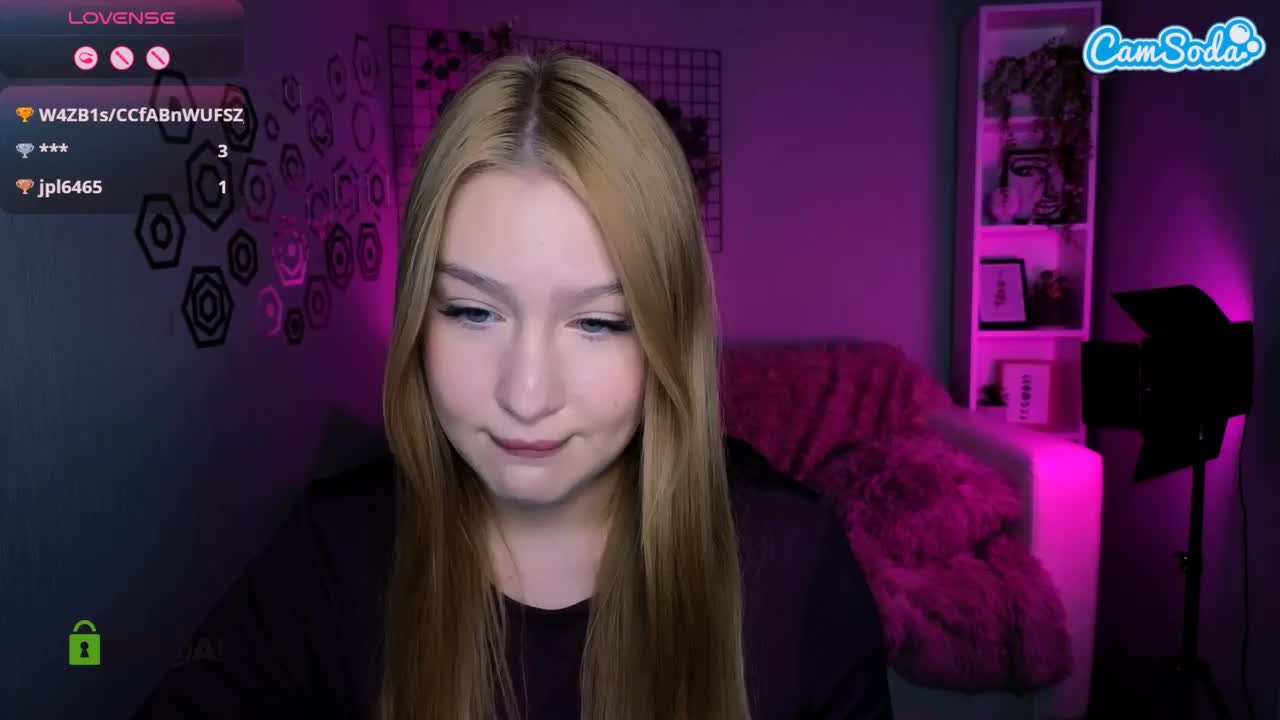 playfulsophie Live Sex November 18, 2025