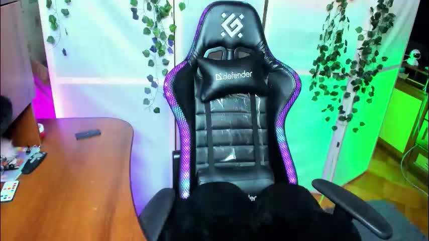 hannah_chaos Live Sex December 14, 2025